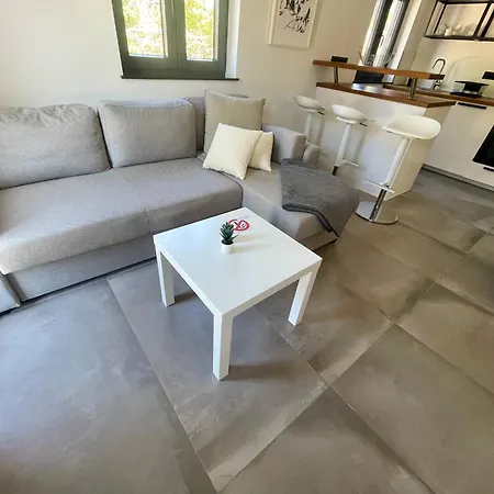 Enna C Perfect Location דירה *