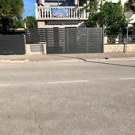 Enna C Perfect Location מדולין