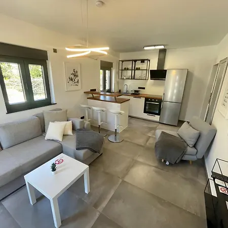 Enna C Perfect Location * Medolino